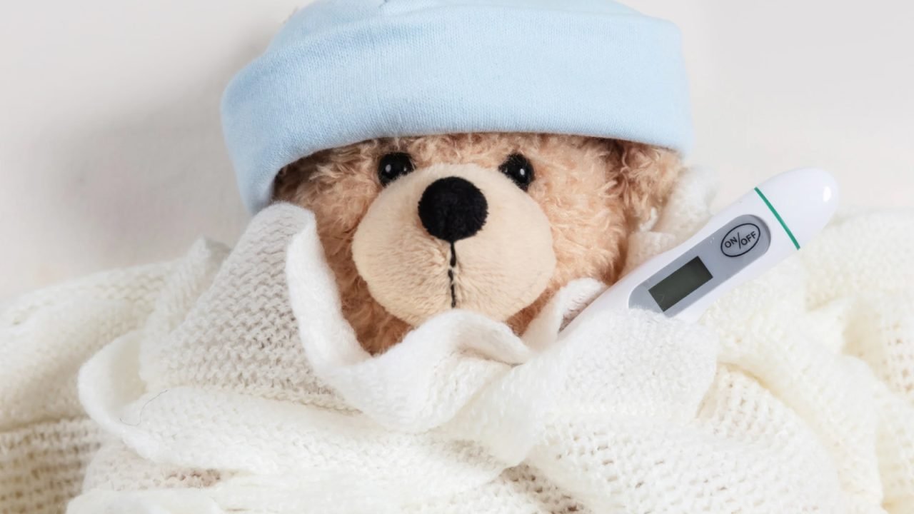 Silent Spreaders- The Hidden Role of Asymptomatic Carriers in Winter Virus Transmission